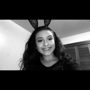 Meet your Posher, Riley